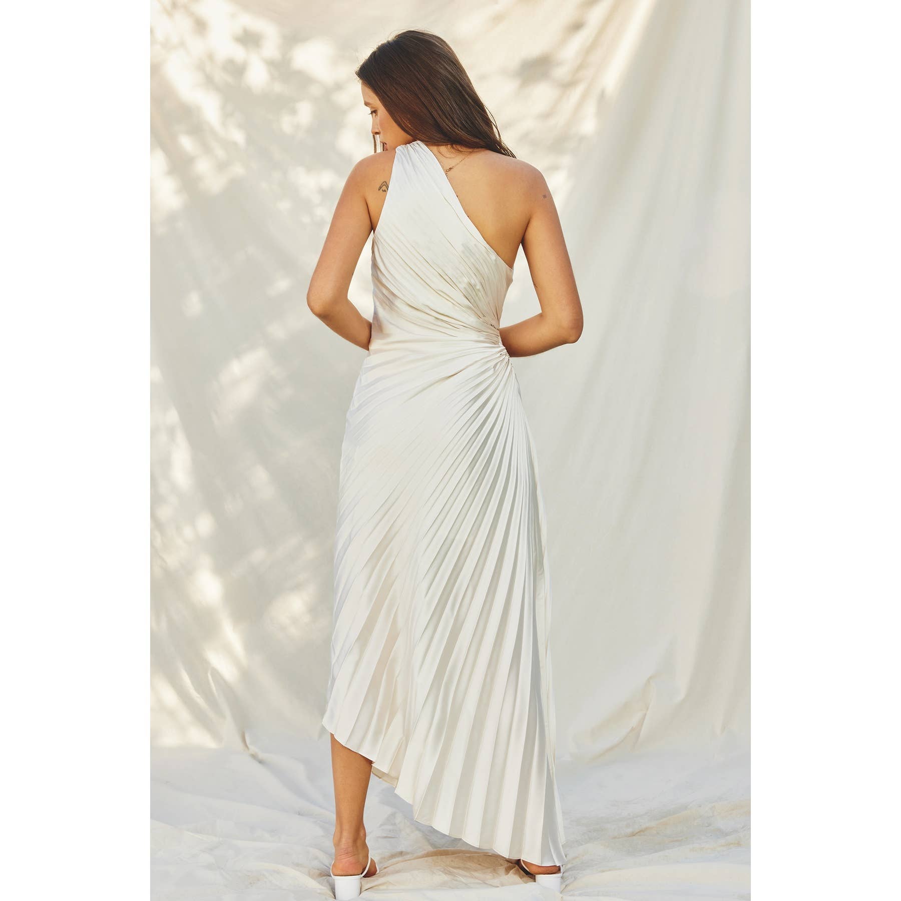 Olympia Asymmetrical Pleated Maxi Dress L / Off White